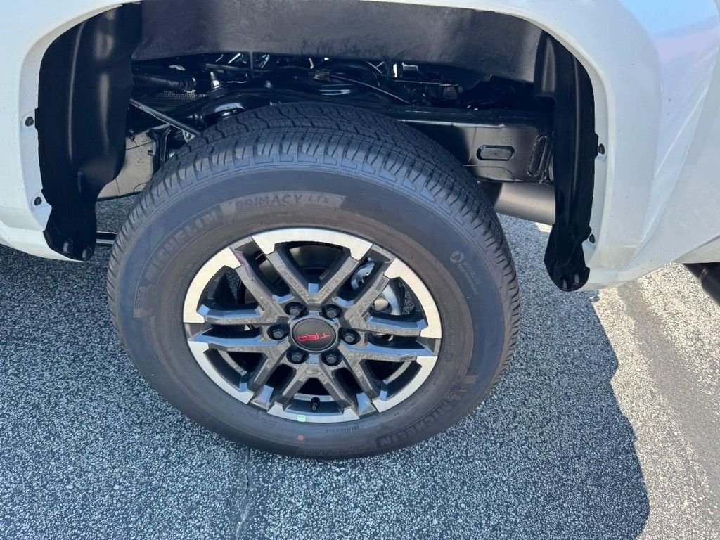 New 2026 Wind Chill Pearl <sup>1</sup> Toyota  TRD Sport image 7