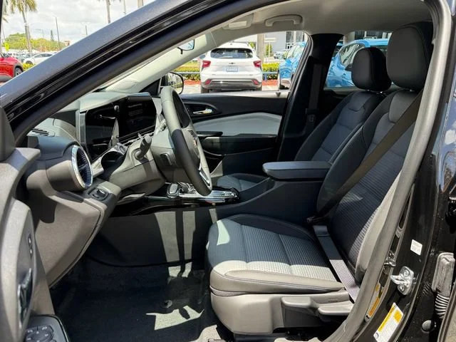 New 2026 Mosaic Black Metallic Chevrolet LT image 5