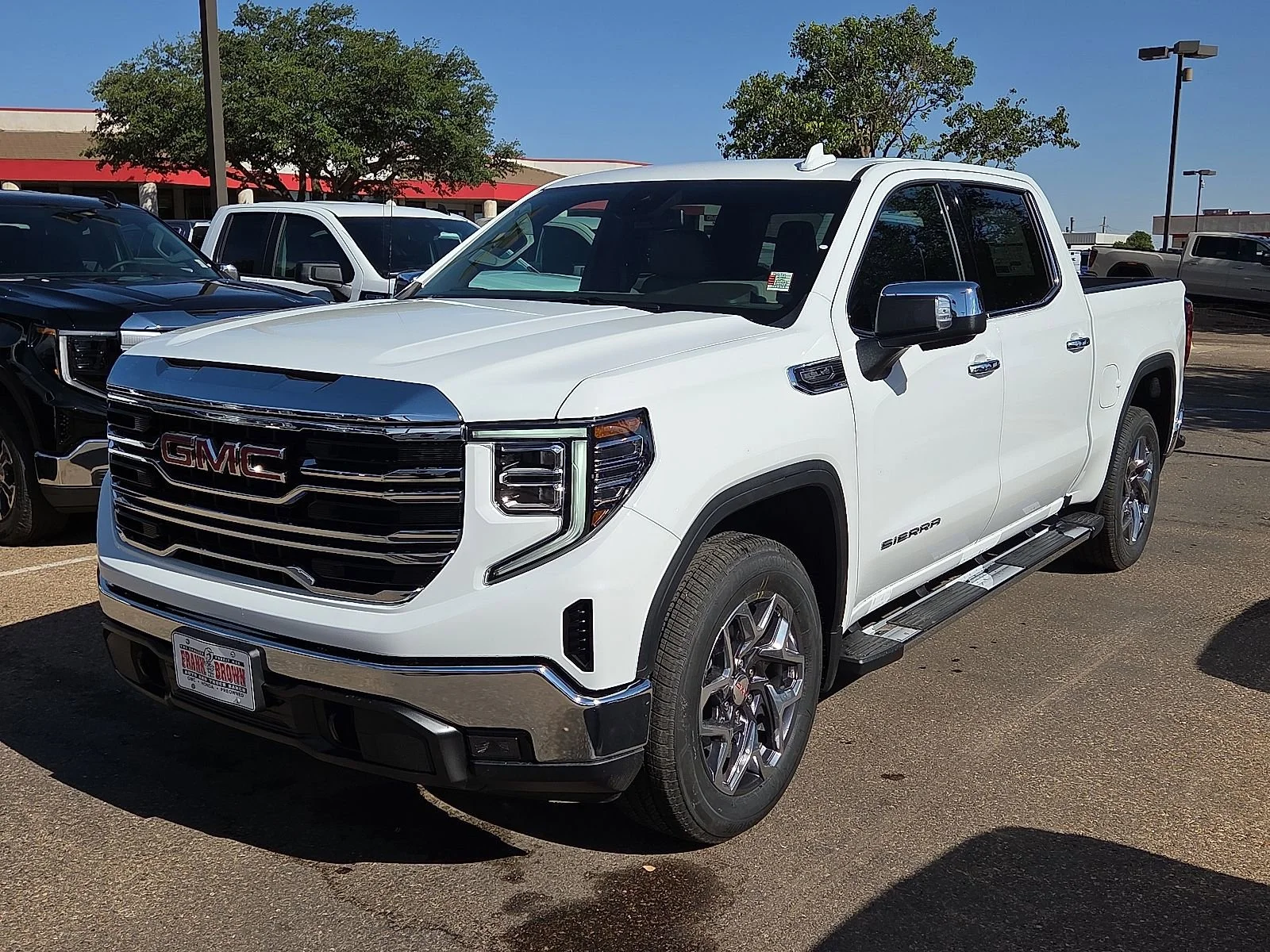 2026 GMC Sierra 2WD Crew Cab Short Box SLT's photo
