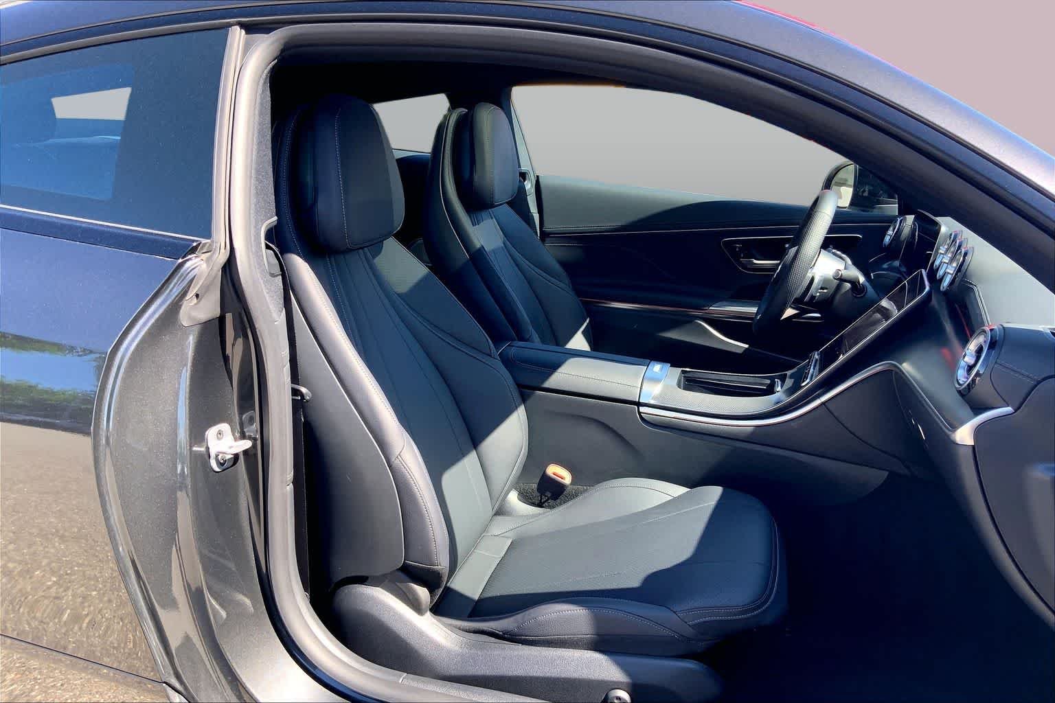 Certified Pre-Owned 2026 Mercedes-Benz CLE 300