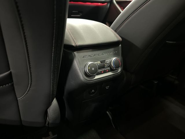 Used 2026 Gray Ford ST-Line image 31