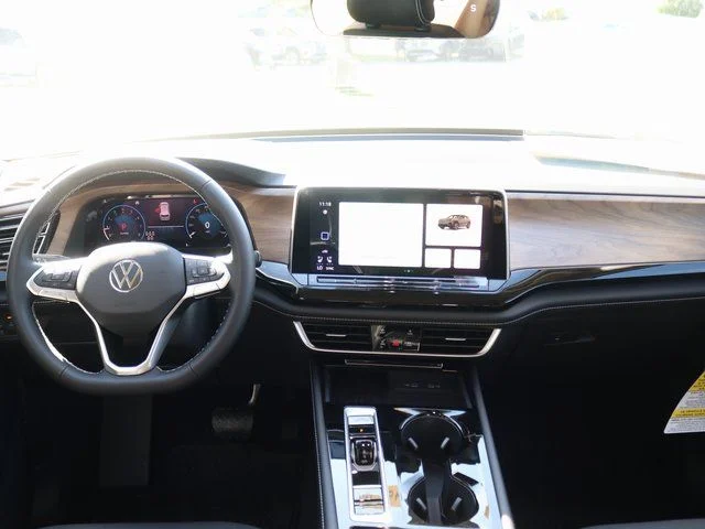 2026 Volkswagen Atlas SE w/Tech - Photo 10