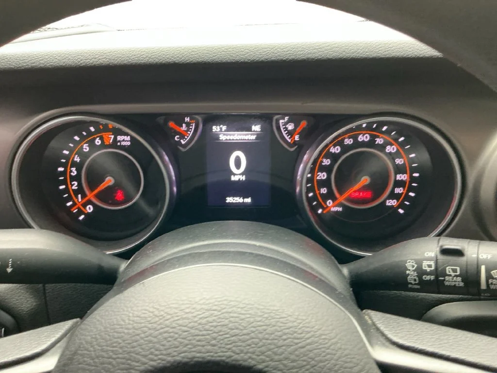 Used 2018 Black Jeep Unlimited Sport image 13