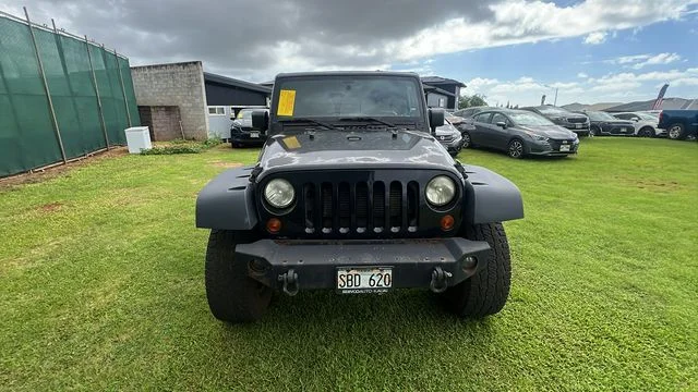 Used 2012 Black Jeep Sahara image 8