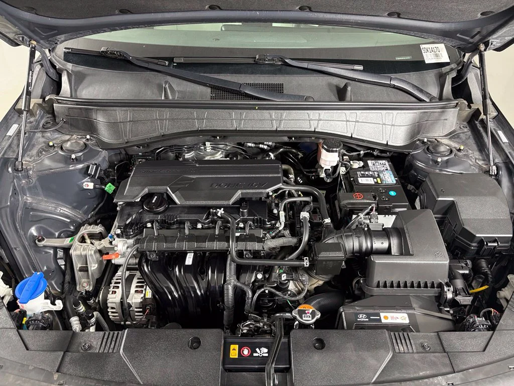 Used 2024 Black Hyundai SEL image 42