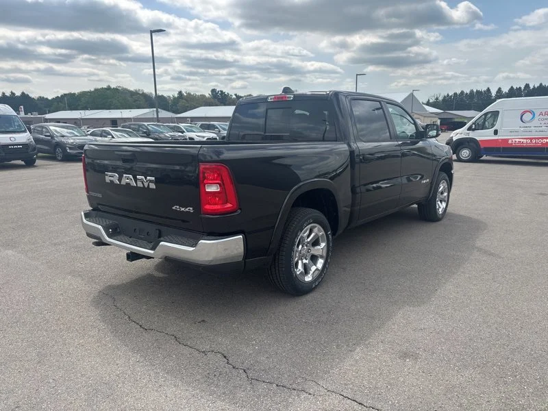 New 2026 Diamond Black Crystal Pearl-Coat Exterior Paint RAM Big Horn/Lone Star image 3