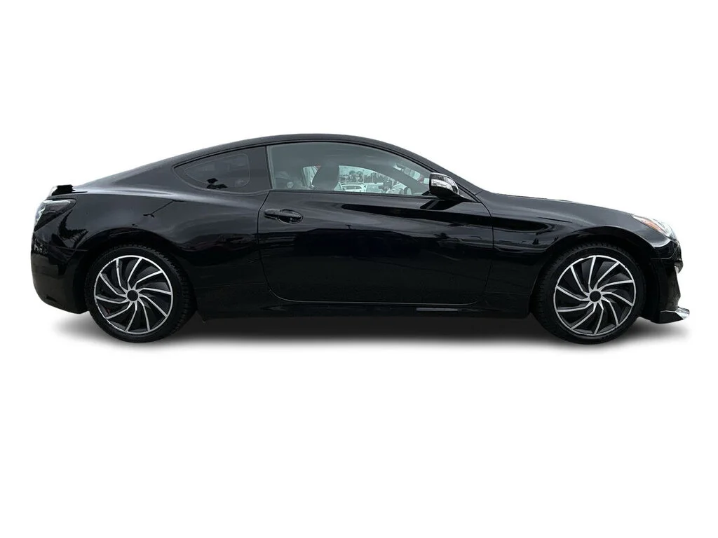 Used 2014  Hyundai 2.0T Premium 6sp Dilawri Certified   Local BC   Re image 16