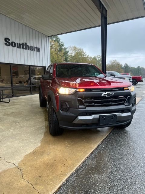 Used 2024 Chevrolet Colorado Trail Boss with VIN 1GCPTEEK8R1109665 for sale in Little Rock