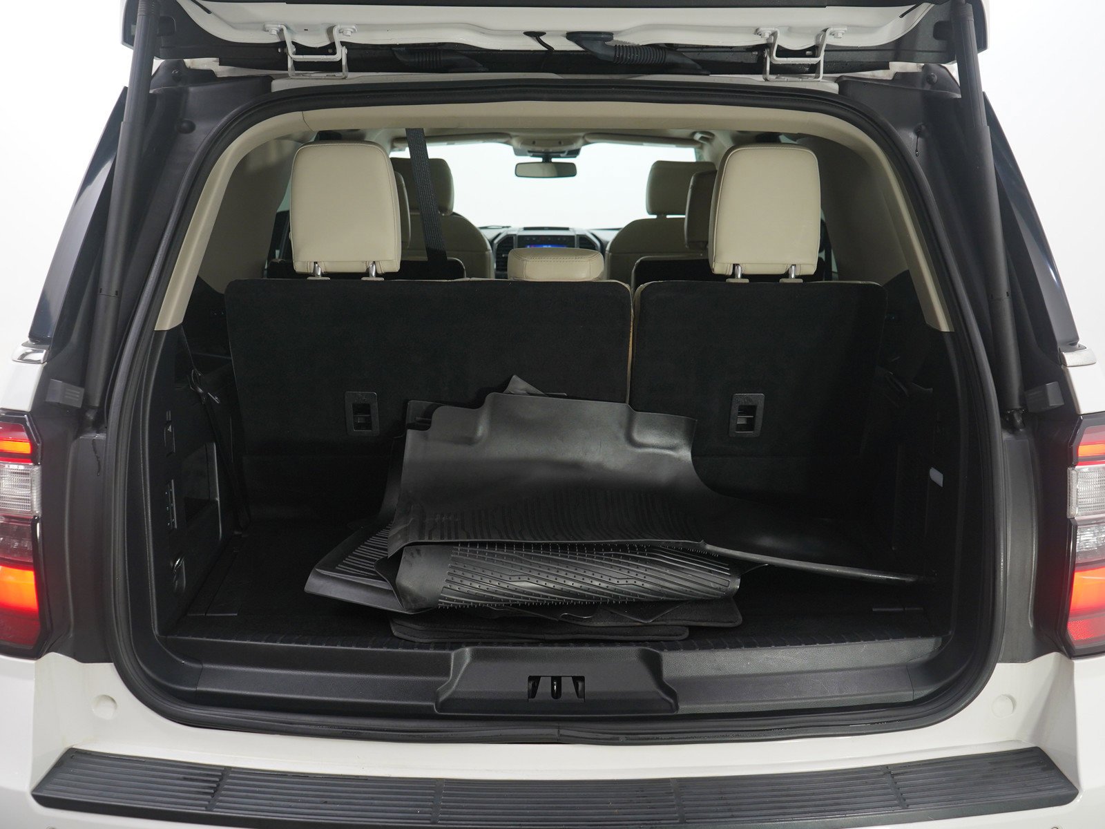 2021 Ford Expedition Platinum - Photo 9