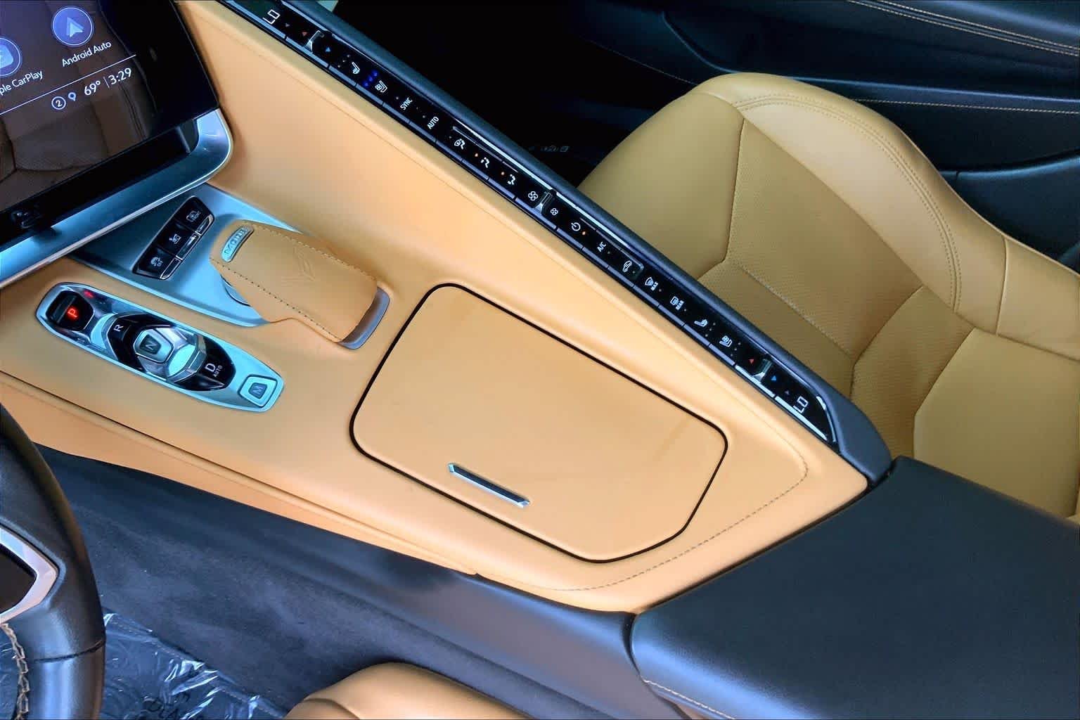 2023 Chevrolet Corvette 2LT - Photo 15