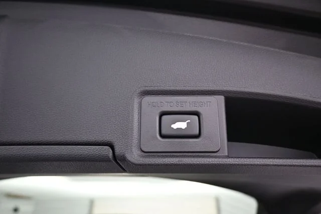 Used 2025 White Acura Technology Package image 11