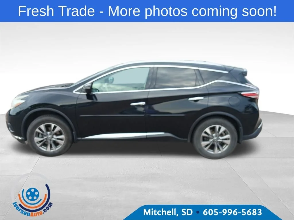 Used 2015 Black Nissan SL image 1
