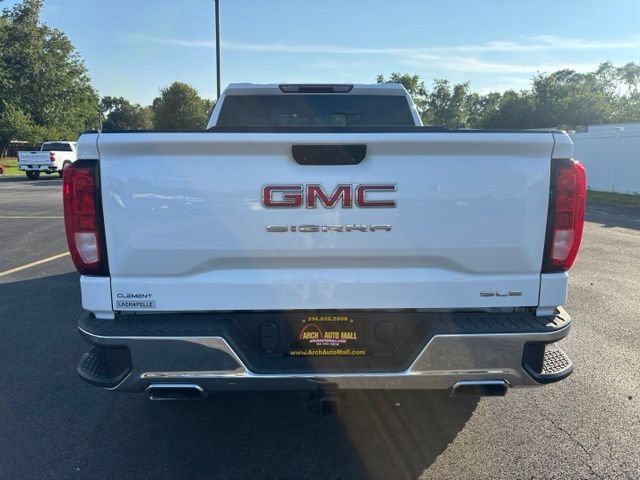 Used 2019 Summit White GMC SLE image 7