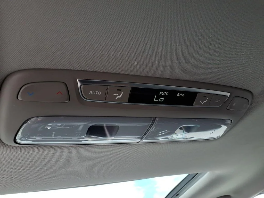 Certified Used 2022 Gray Kia EX image 16