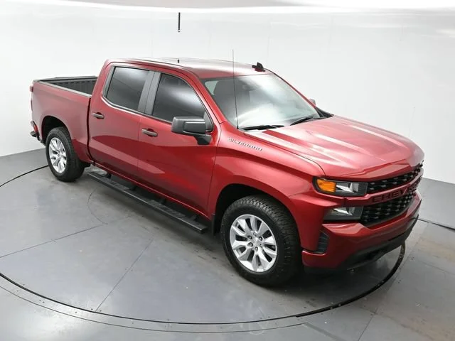 Used 2021 CHERRY RED TINTCOAT Chevrolet Custom image 27