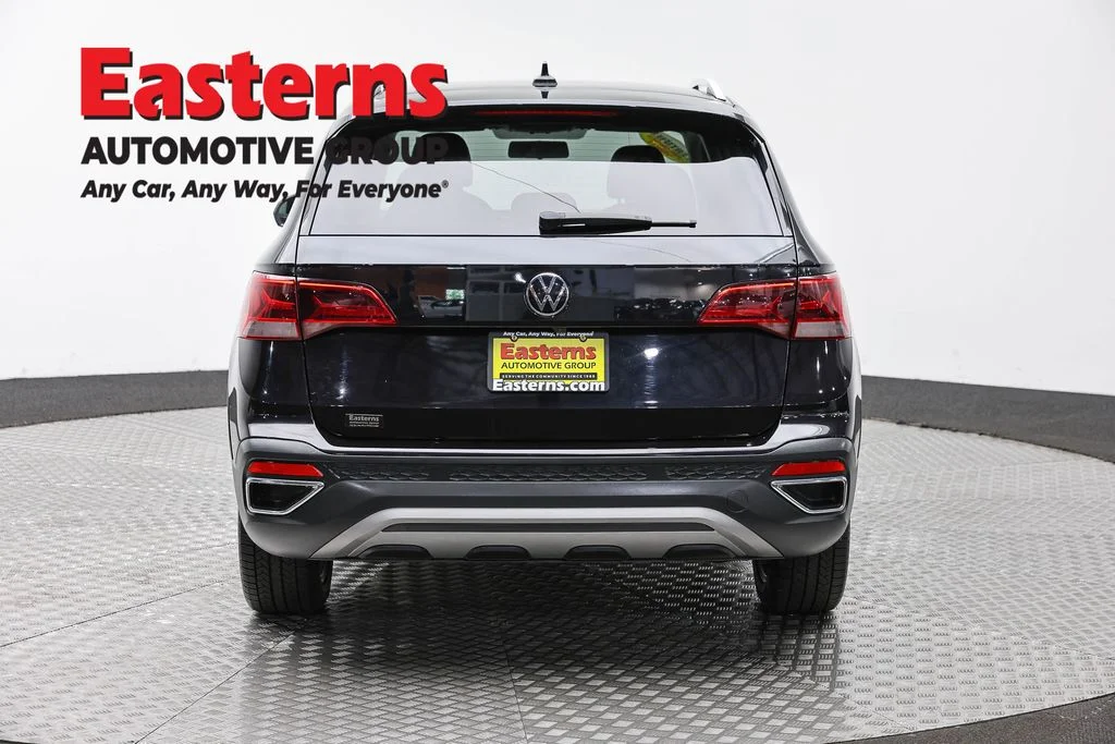 Used 2022 Black Volkswagen 1.5T SE image 5
