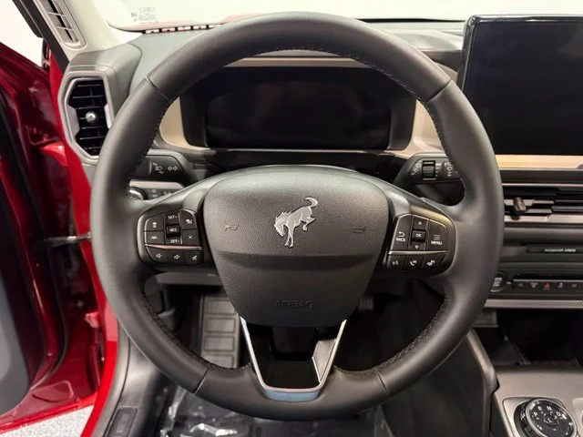 Used 2025 Red Ford Big Bend image 17