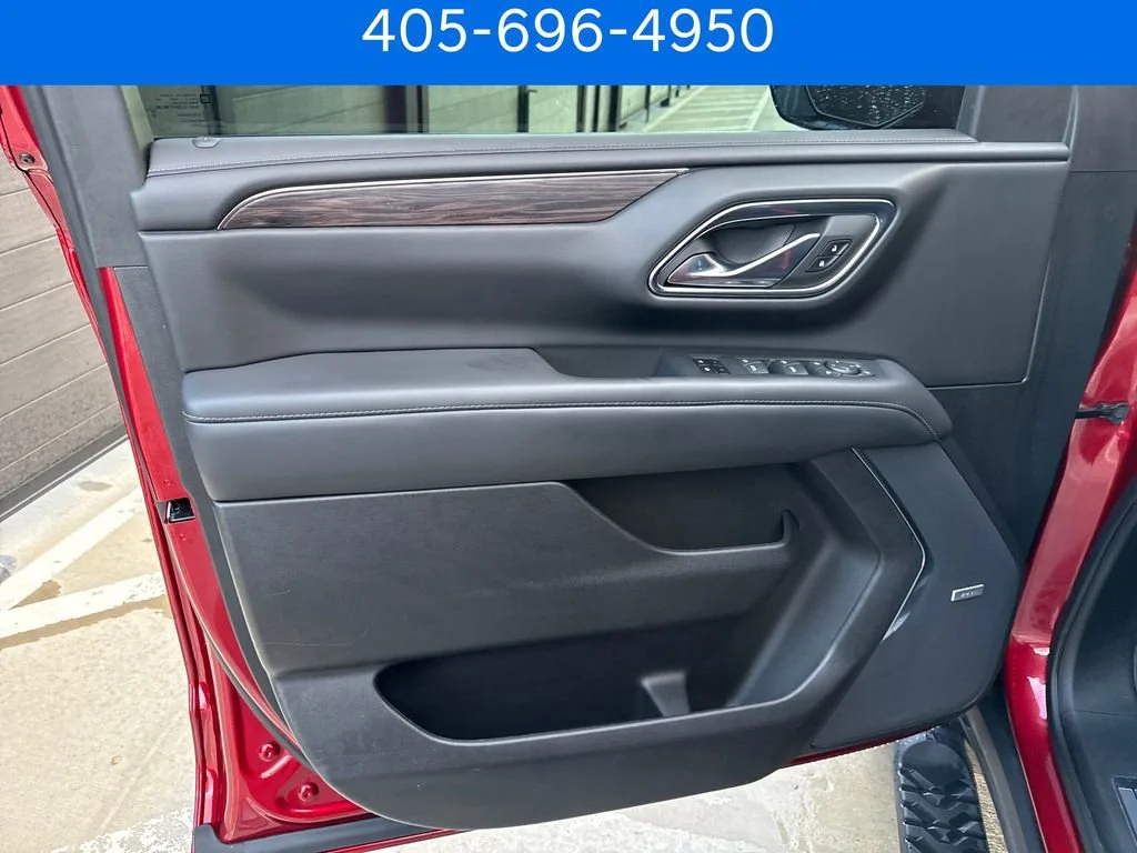 Pre-Owned 2023 Chevrolet Suburban Z71