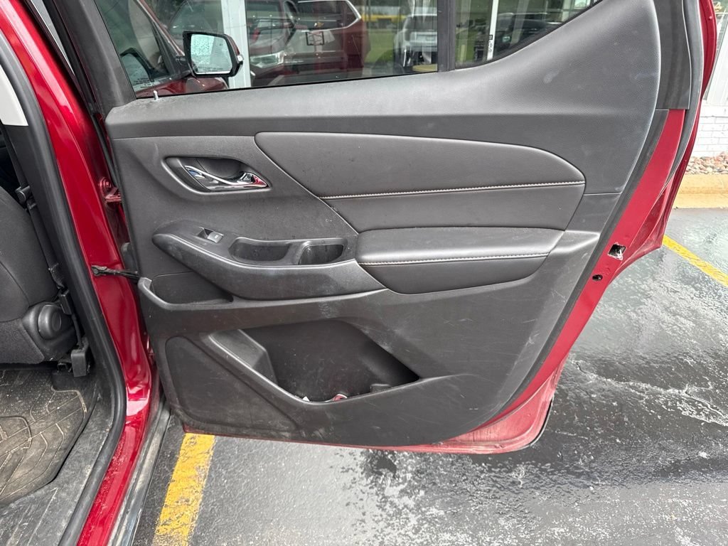 Used 2019 CAJUN RED TINTCOAT Chevrolet LT Cloth image 14