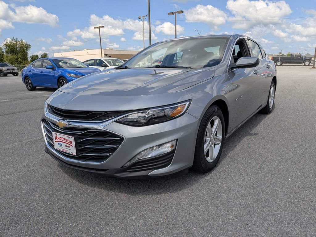 Used 2024 Sterling Gray Metallic Chevrolet 1LT image 6