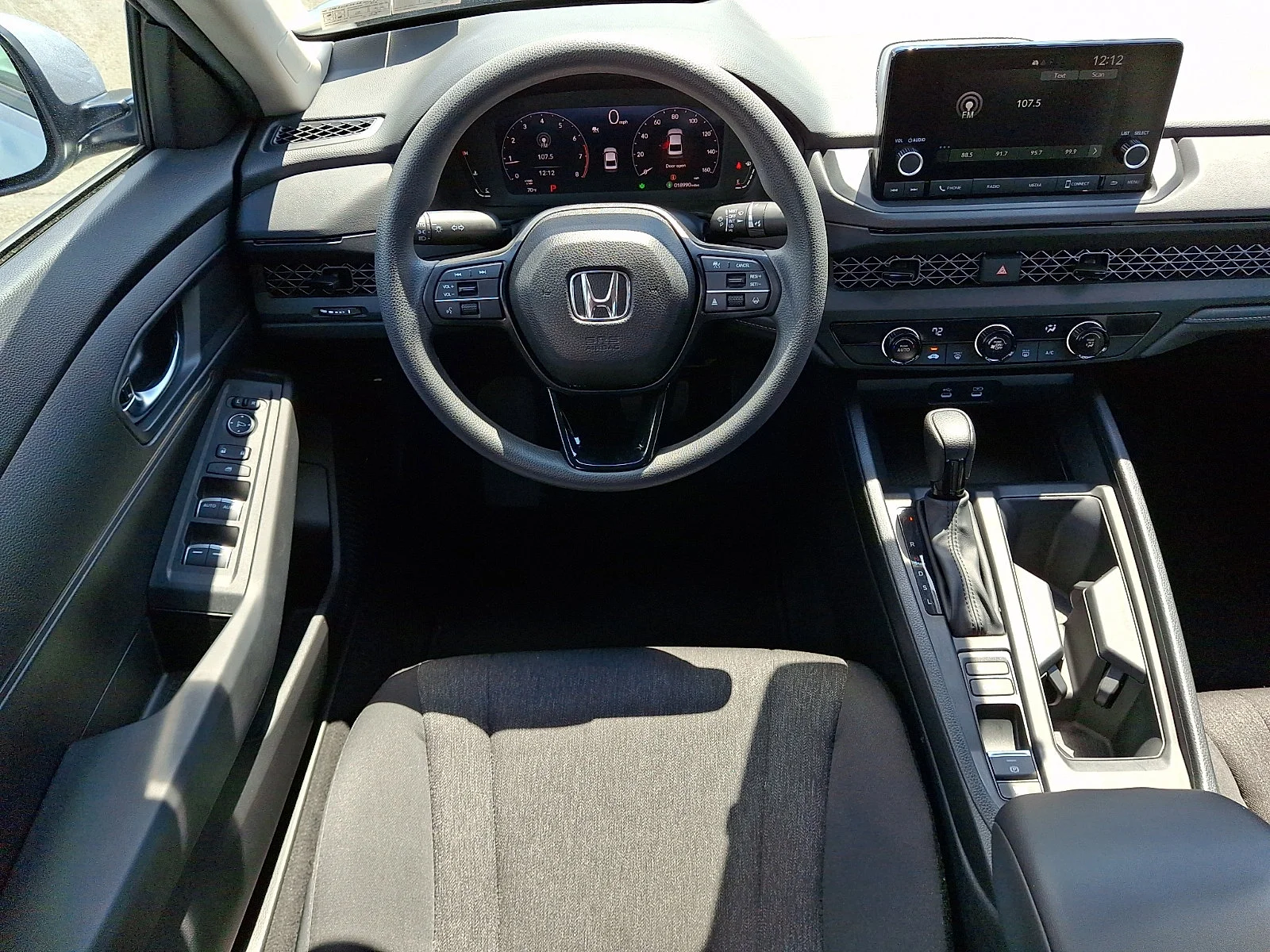 2025 Honda Accord LX - Photo 11