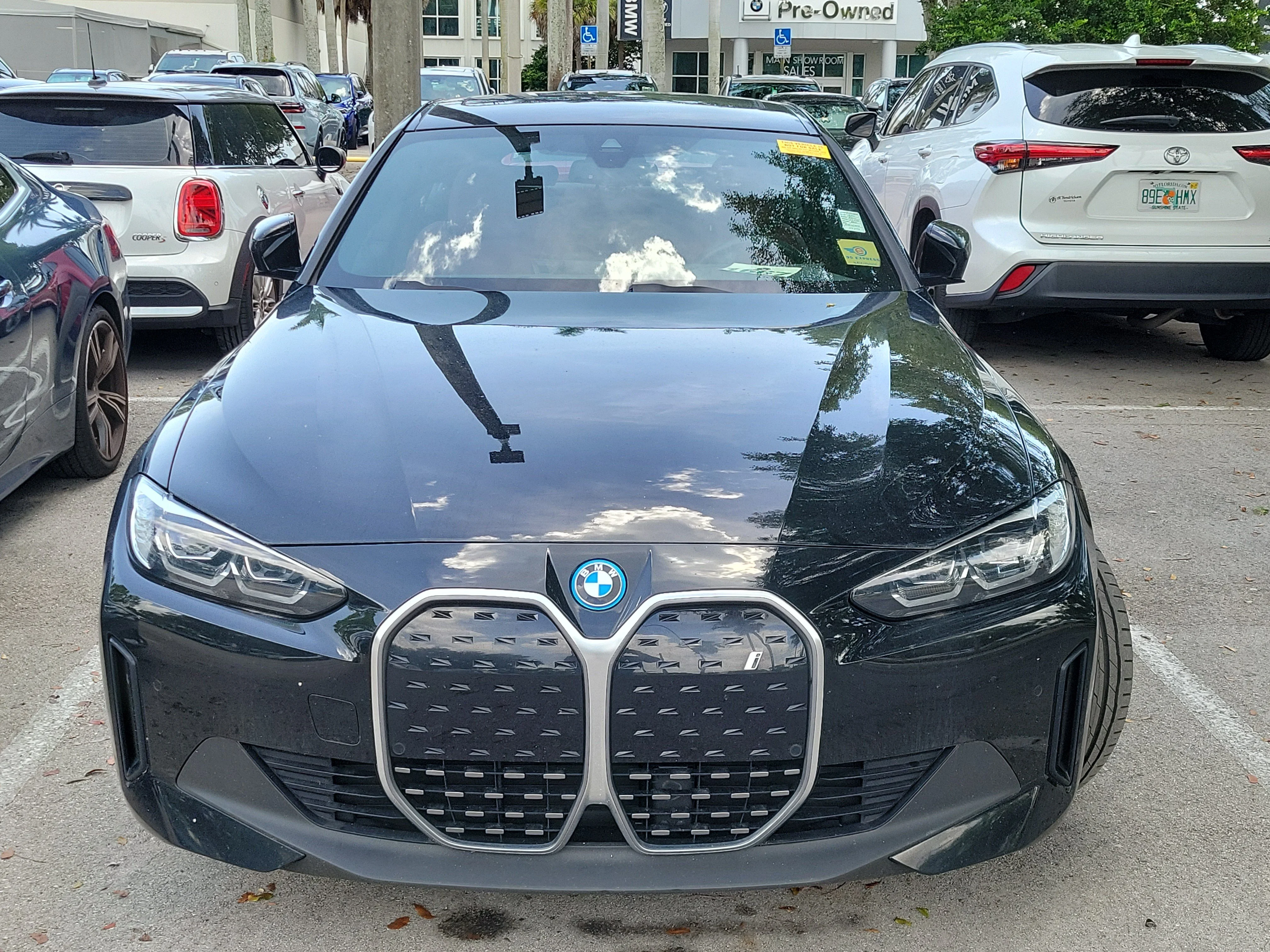 Used 2024 Jet Black BMW eDrive35 image 2