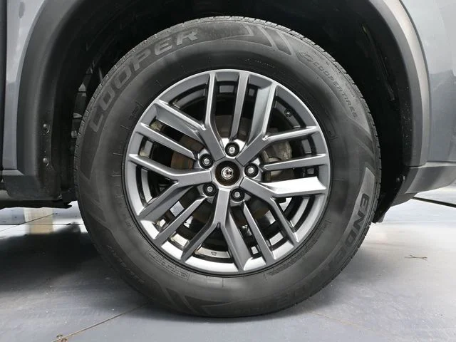 Used 2023 Gray Nissan S image 14