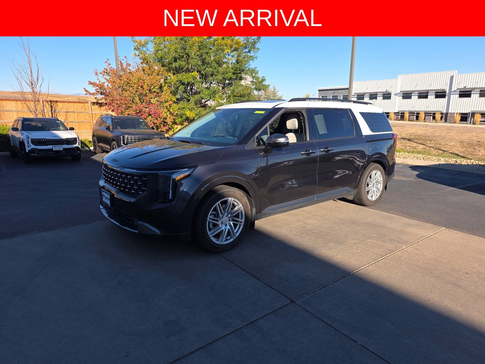 Used 2025 Gray Kia SX Prestige image 1