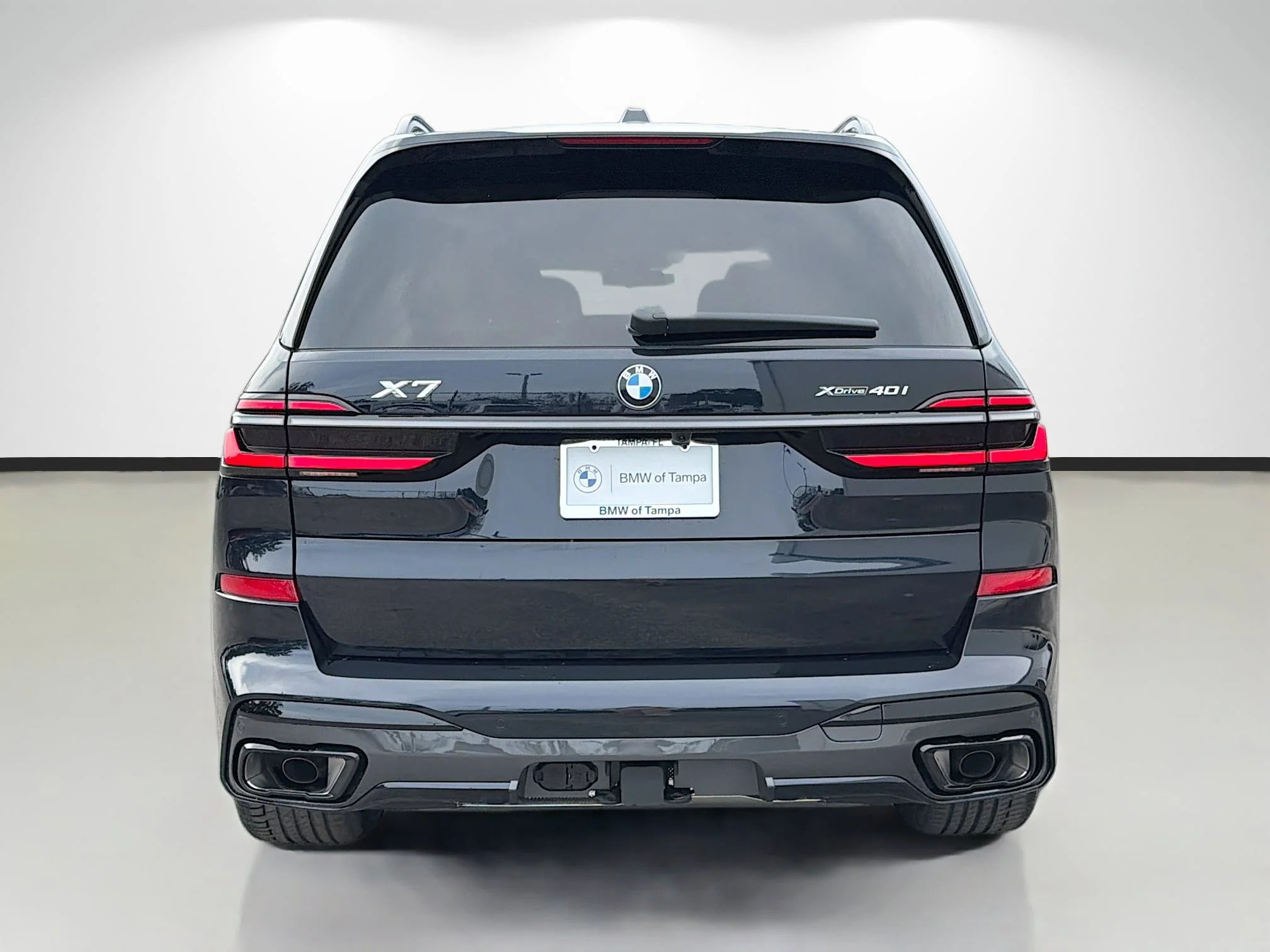 New 2027 Carbon Black Metallic BMW xDrive40i image 4
