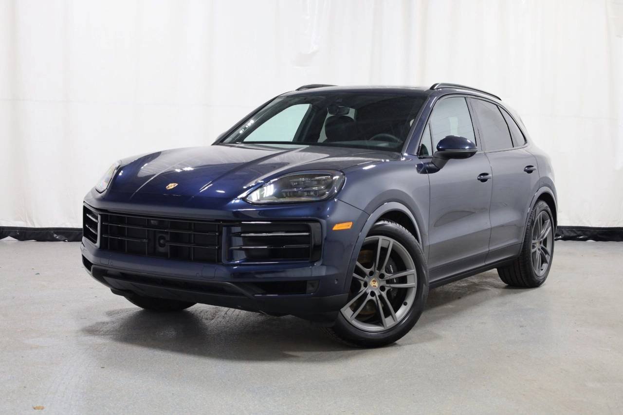 Certified Used 2025 Algarve Blue Metallic Porsche  image 1