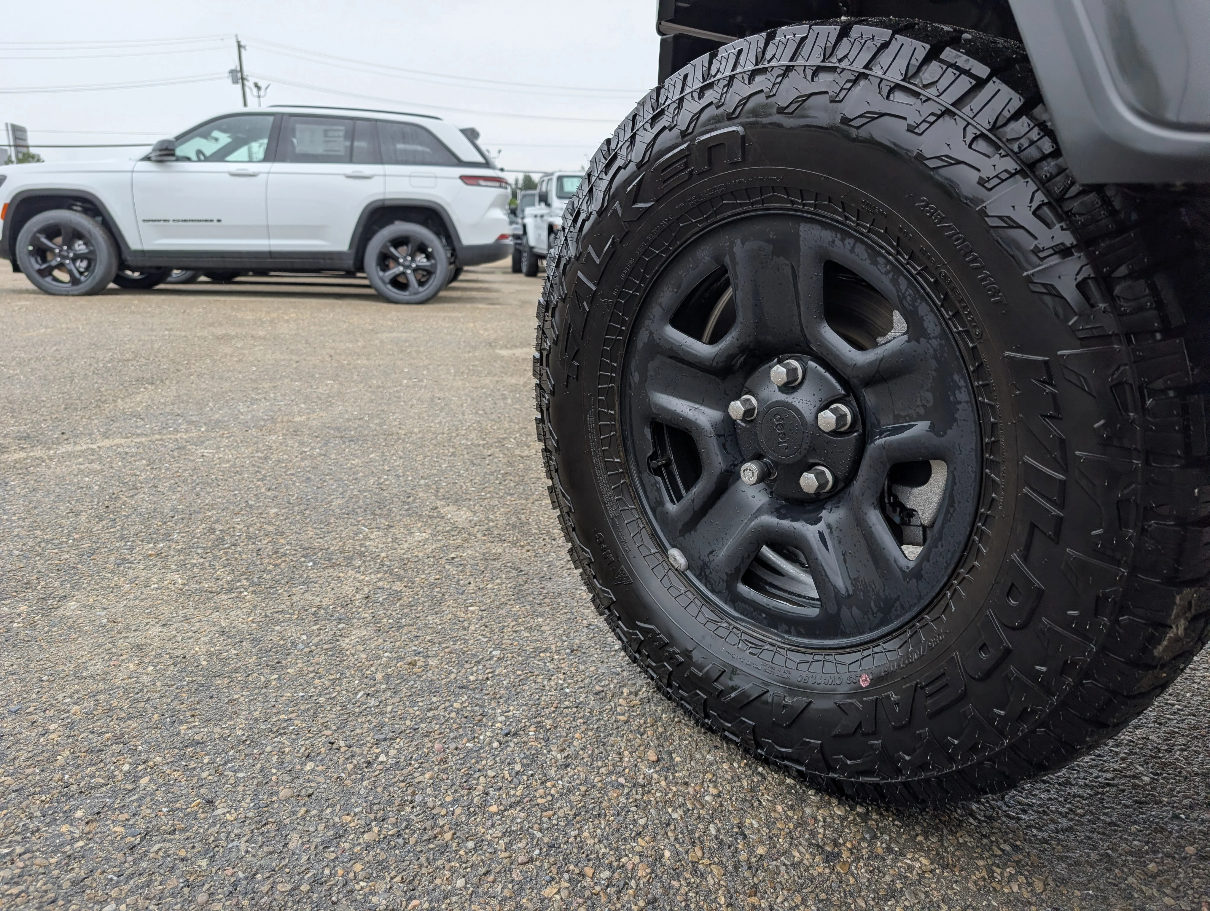 Used 2025 Bright White Jeep Sport image 12