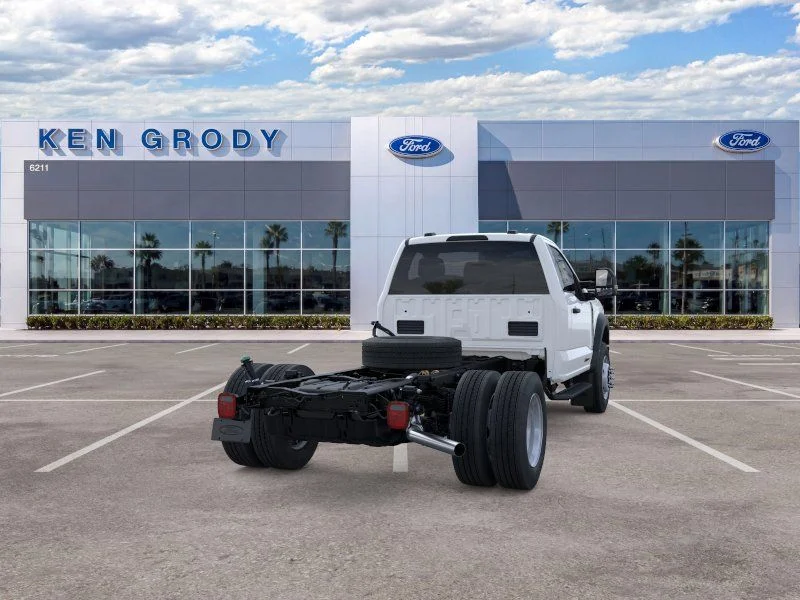 New 2026 Oxford White Ford XL image 8