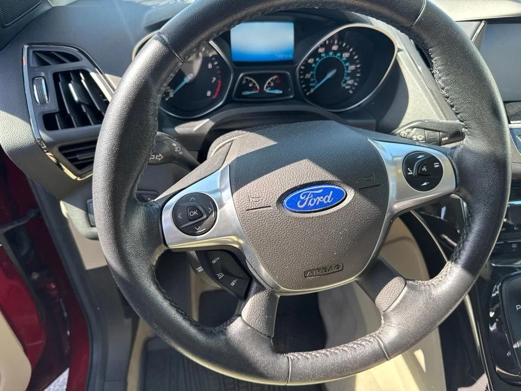 Used 2015 Red Ford Titanium image 7