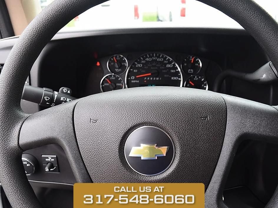 2026 Chevrolet Express Cargo Work Van - Photo 26