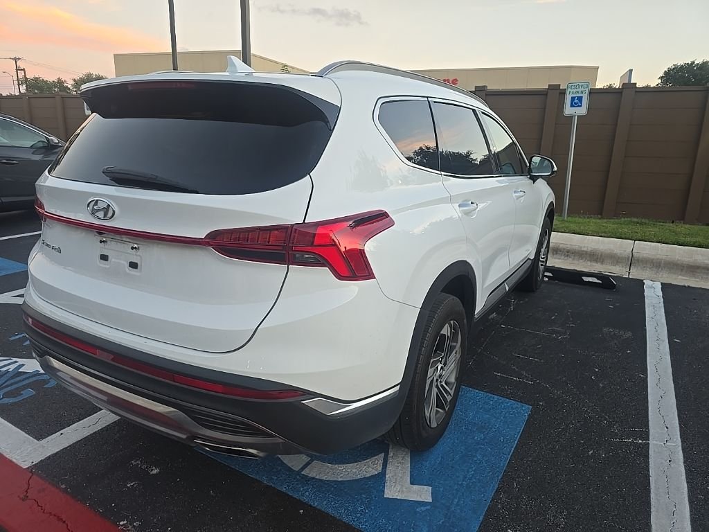 Used 2023 White Hyundai SEL image 6