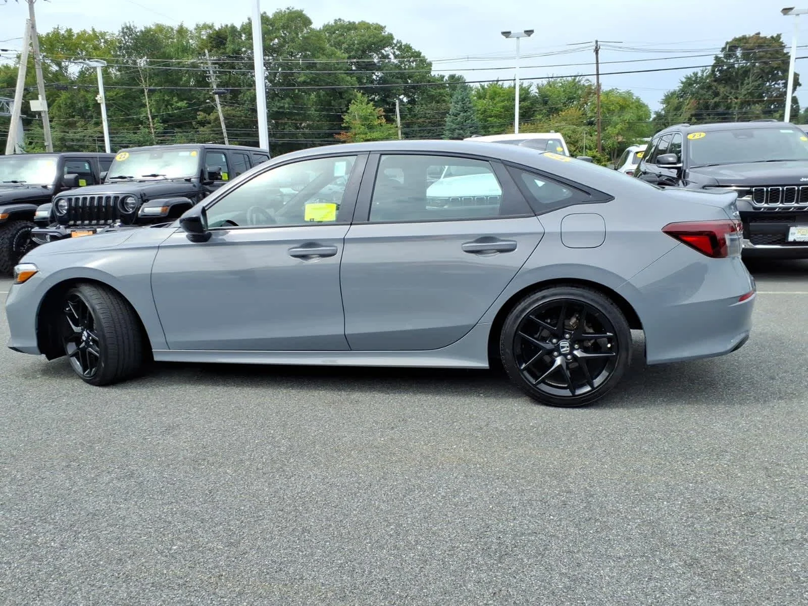 Used 2025 Urban Gray Pearl Honda Sport image 12