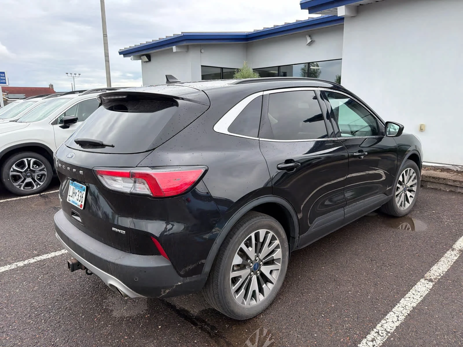 Used 2022 Agate Black Metallic Ford Titanium image 3