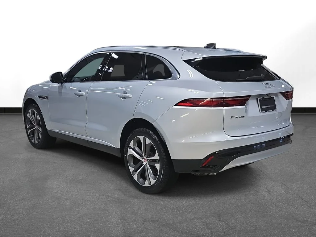 Used 2023 Silver Jaguar P250 S image 8