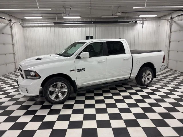 2016 RAM 1500 Sport Crew Cab 4x4 5'7" Box's photo