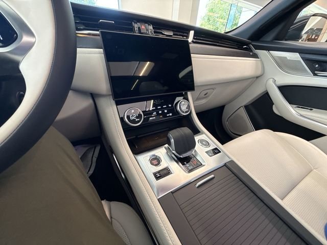 New 2025 Carpathian Grey Jaguar P250 R-Dynamic S image 16