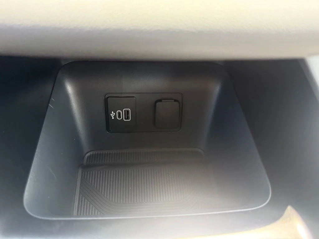 New 2026 Agate Black Metallic Ford Active image 21