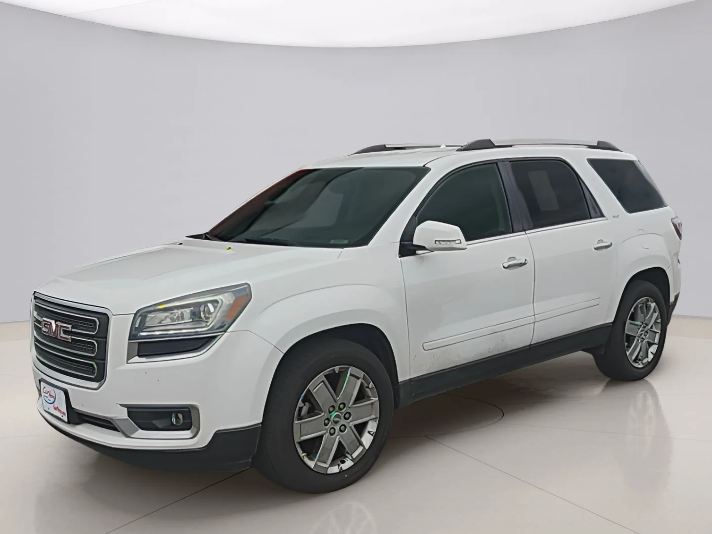Used 2017 White Gmc LIMITED image 1