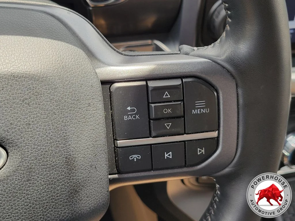 Used 2023 White Ford Lariat image 30