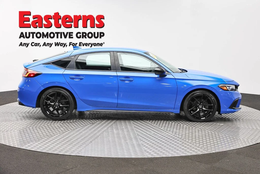 Used 2022 Blue Honda Sport image 4