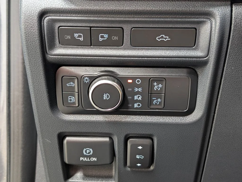 Certified Used 2022 Carbonized Gray Metallic Ford Platinum image 15
