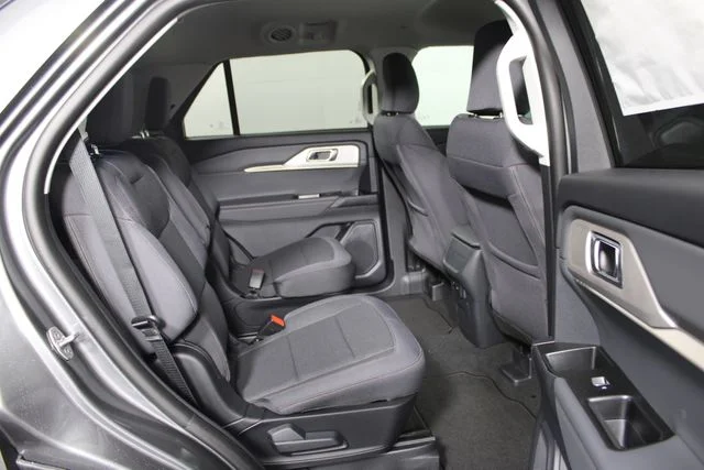 New 2026 Carbonized Gray Metallic Ford Active image 21