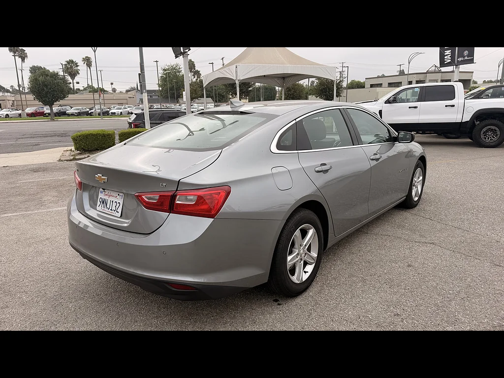 Used 2024 Sterling Gray Metallic Chevrolet LT image 3