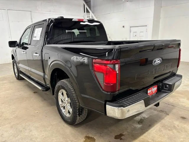Used 2025 Black Ford XLT image 5