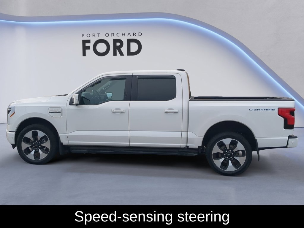 Used 2023 White Metallic Ford Platinum image 3