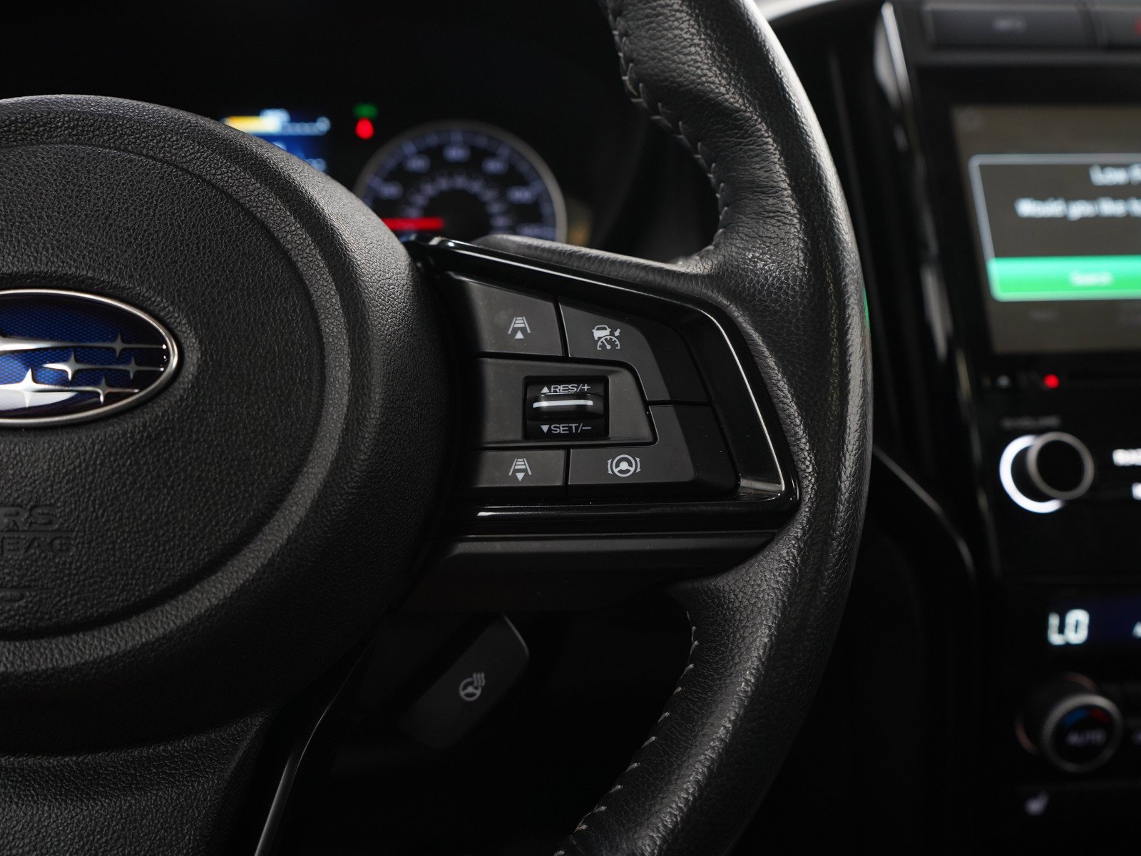 Used 2022 Ice Silver Metallic Subaru Onyx Edition image 26